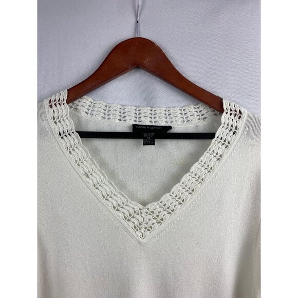 Cable & Gauge White Crochet Trim V-Neck Sweater Medium - Picture 4 of 6